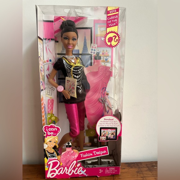 NRFB 2012 Career of the Year I Can Be... Barbie Fashion Designer Black Doll